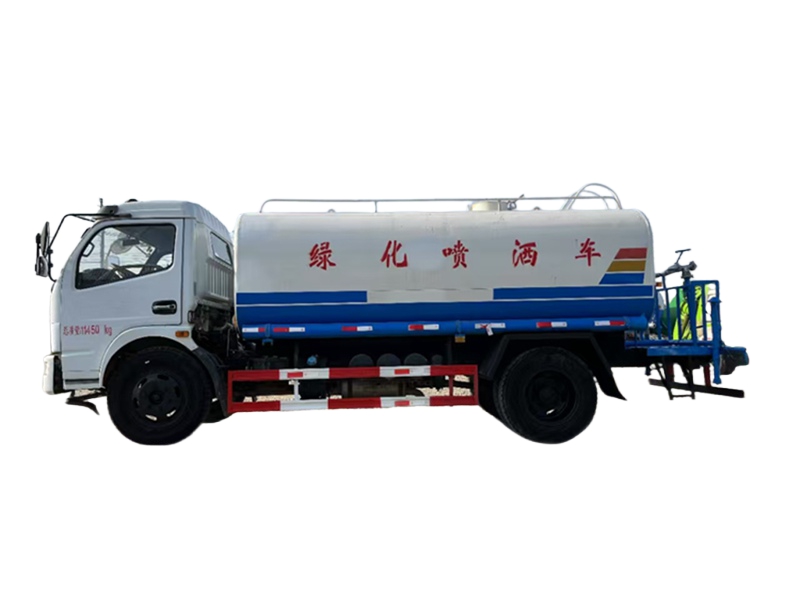 4 * 2 Dongfeng 8 cubic meter sprinkler truck