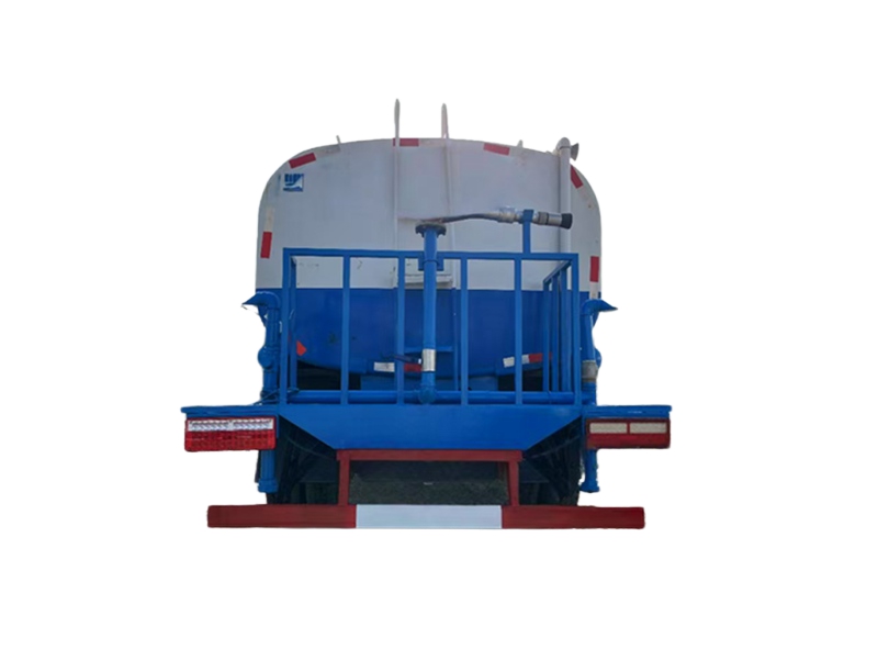 4 * 2 Dongfeng 8 cubic meter sprinkler truck