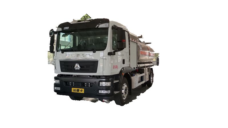 Beiben 15000L Aircraft Refueling Truck (6*4, 375HP): Meeting Demands of Busy International Airports
