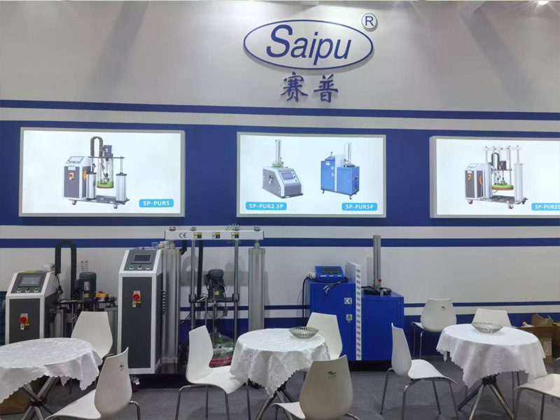 hot melt adhesive equipment