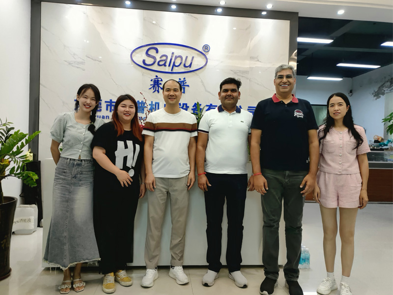 Customer Visit Our Factory