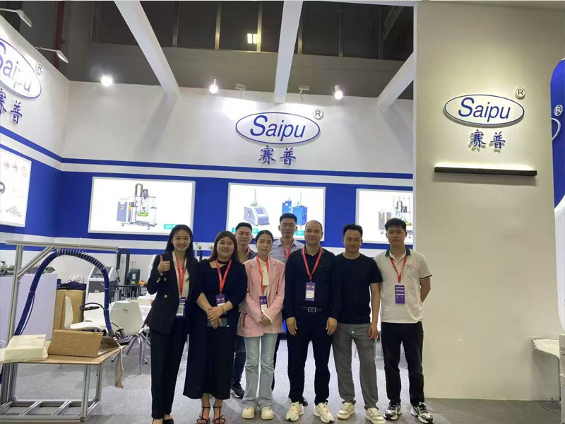 hot melt adhesive machine