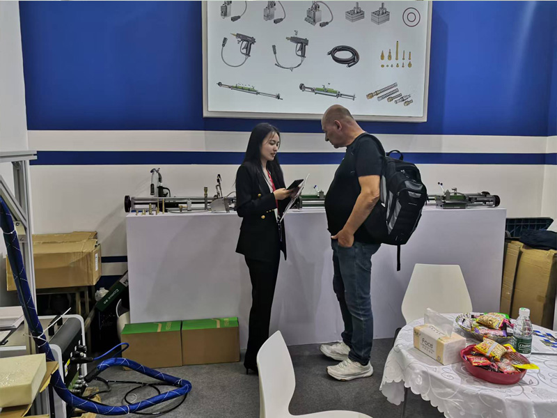 PUR 55s Hot Melt Glue Machine