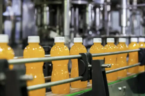 Hot Melt Adhesive Machine Application In the capping industry