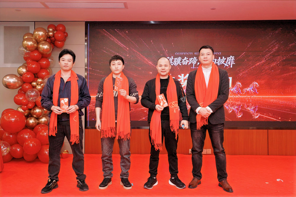 hot melt adhesive machine