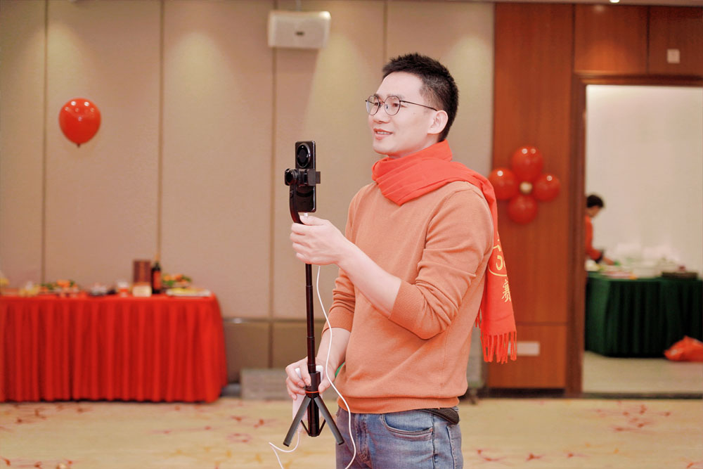 PUR Hot Melt Glue Machine