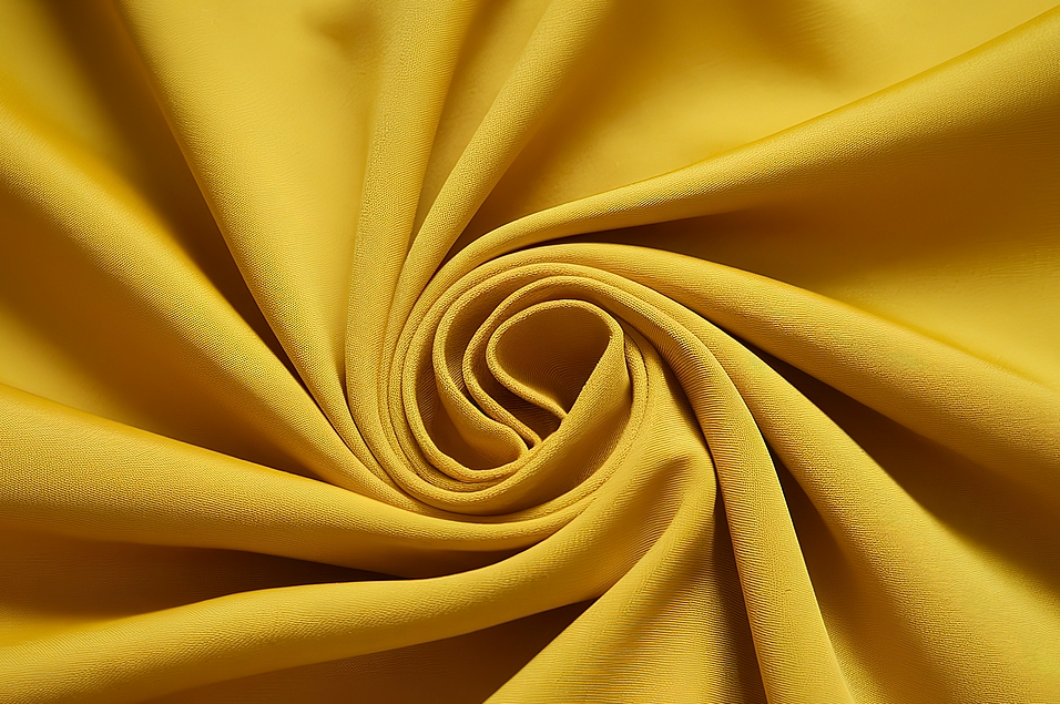 glue spraying equipment