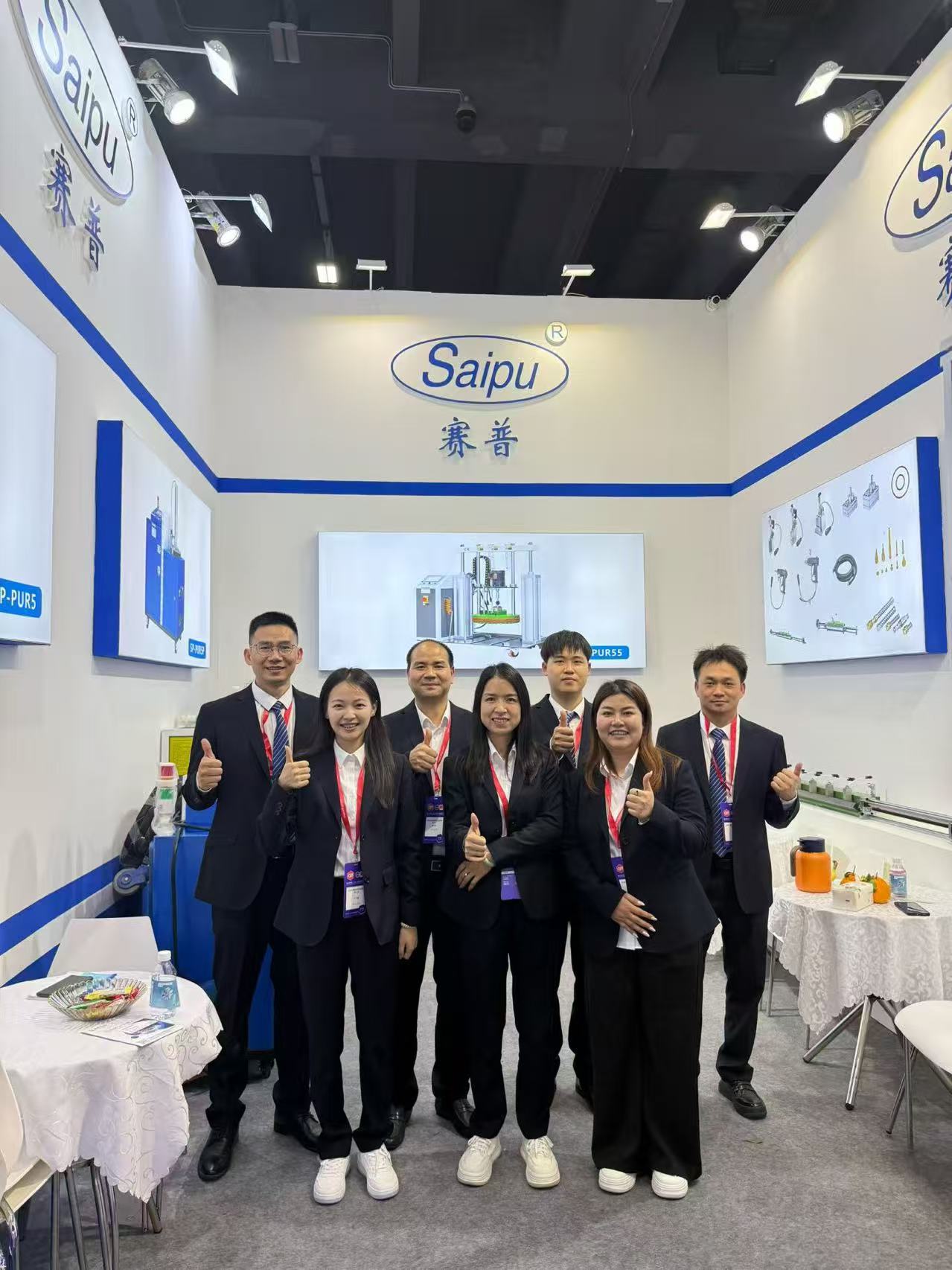 Hot Melt Adhesive Spraying Equipment