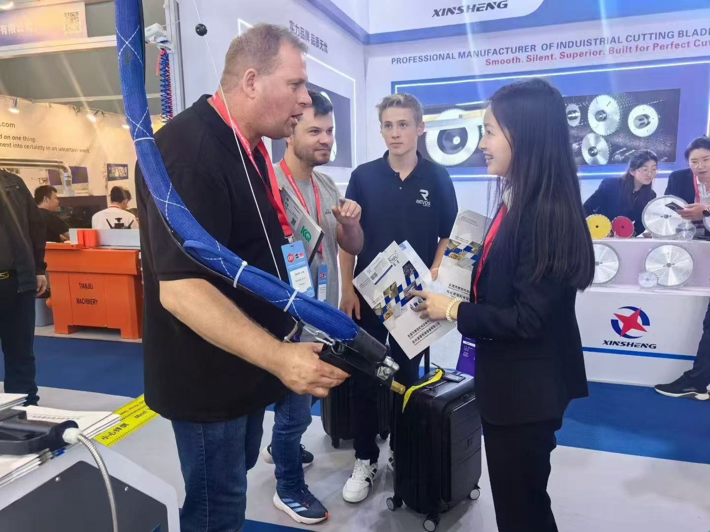 Hot Melt Adhesive Spraying Equipment