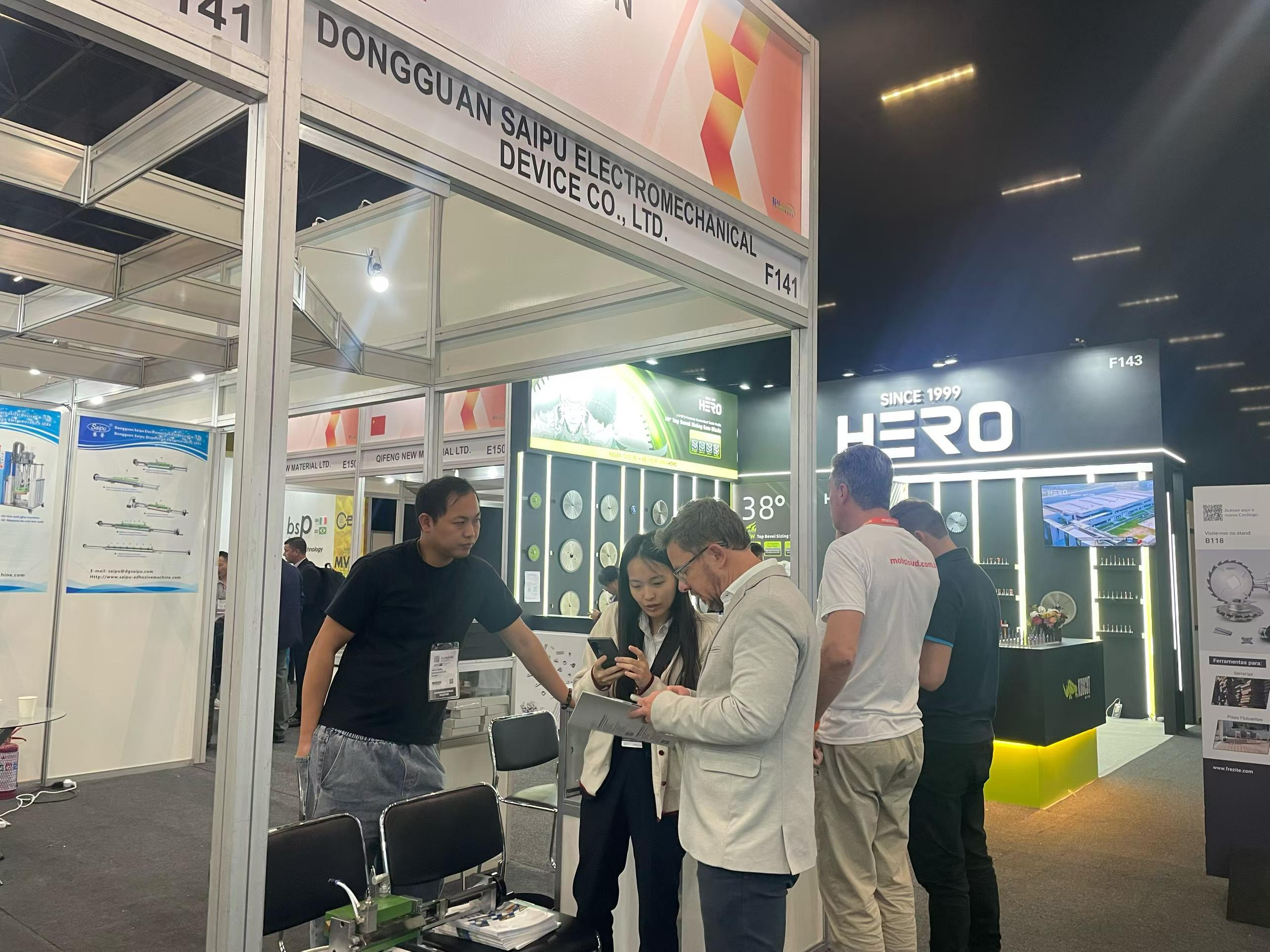 Hot melt glue machines