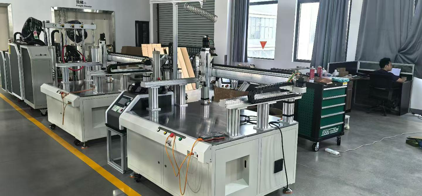 Professional Hot Melt Adhesive Spraying Equipment Professional Hot Melt Adhesive Spraying Equipment