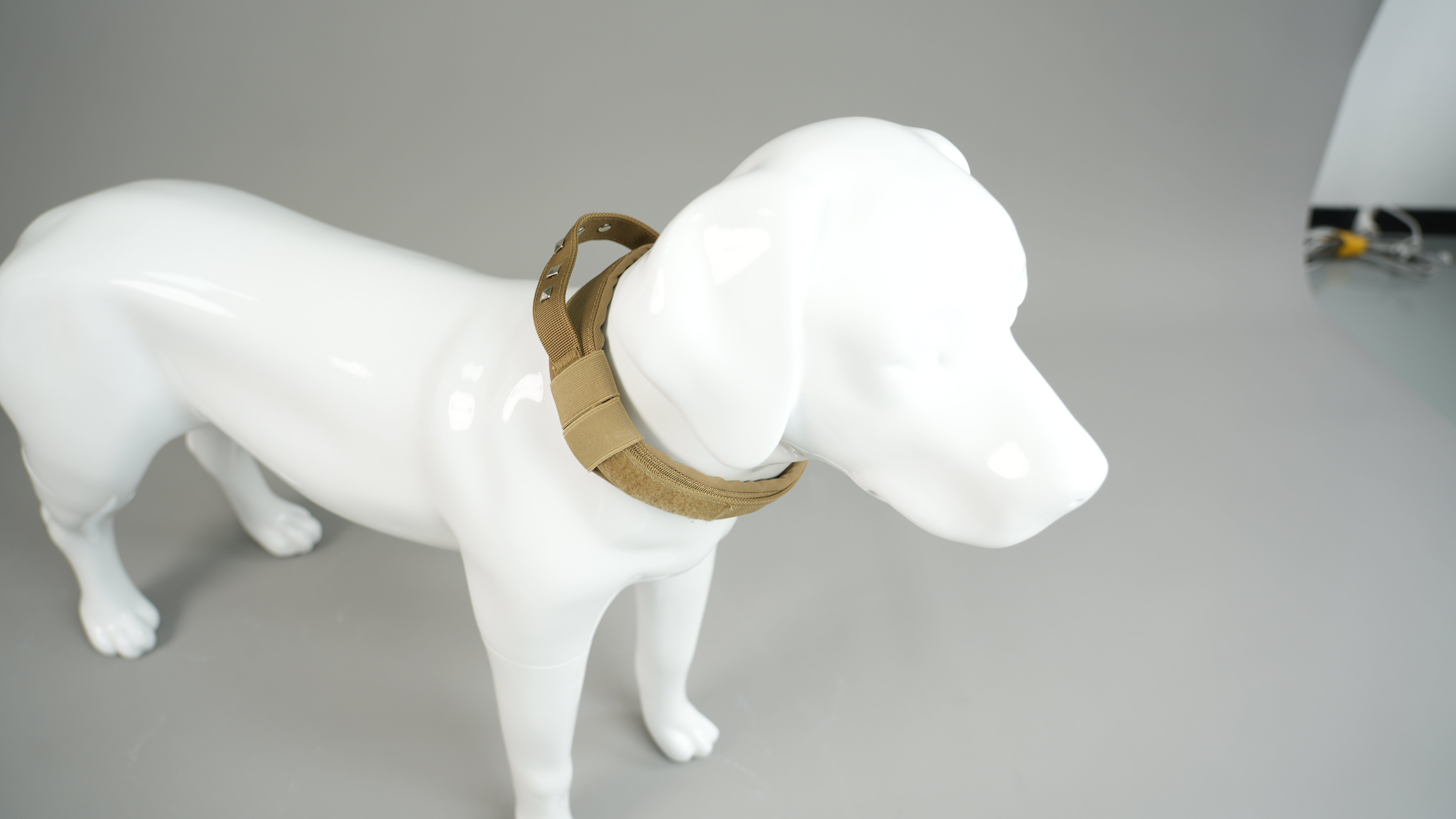 Yellow Dog Collar Product Description