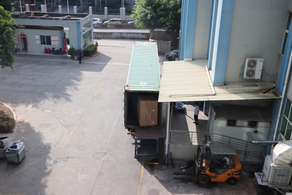 Shipping & Logistics