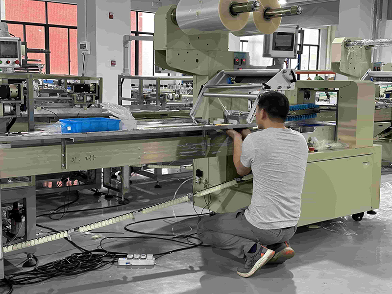 Packaging machine assembly and debugging workshop