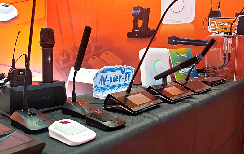 wireless microphones