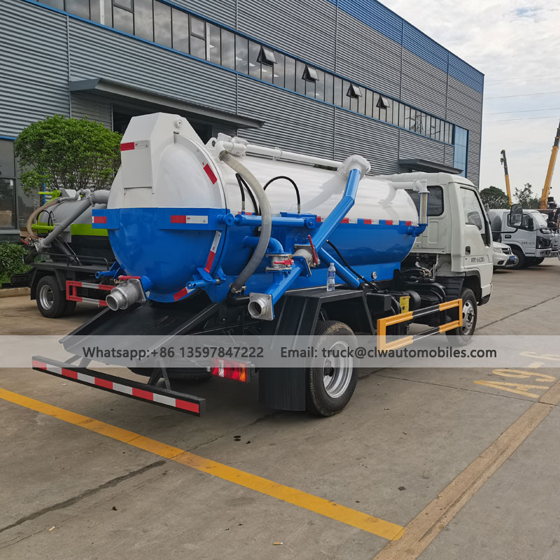 FORLAND 2000L Sewage Suction Truck