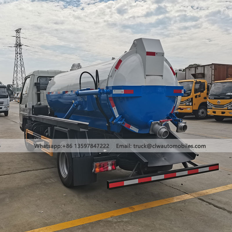 FORLAND 2000L Sewage Suction Truck