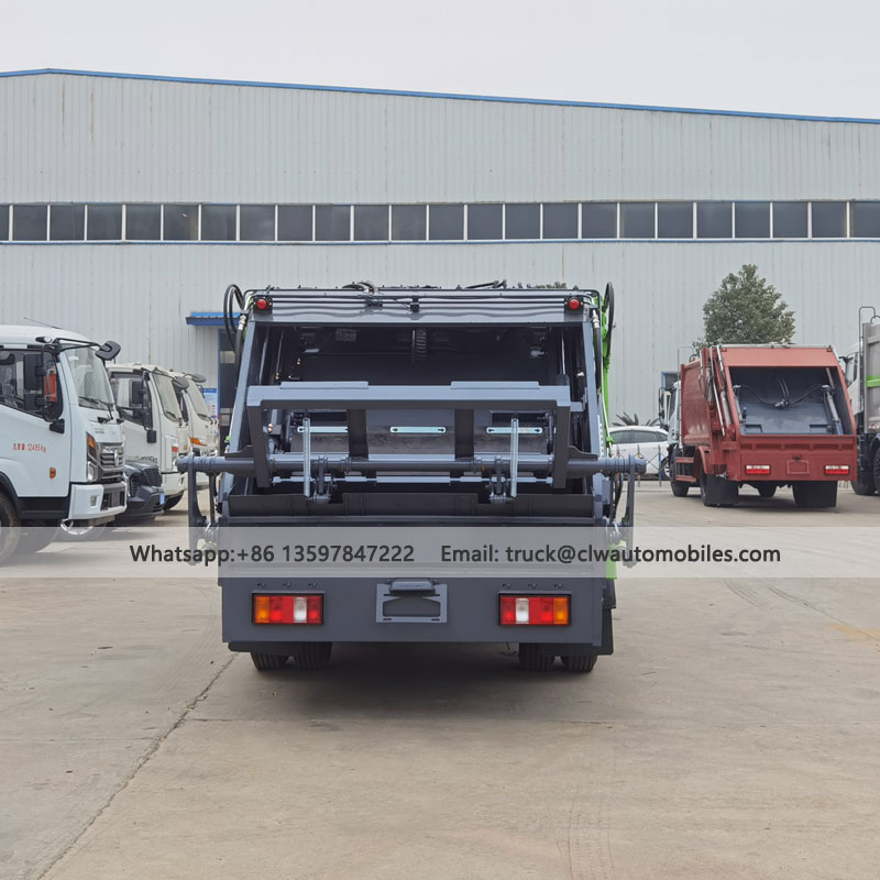 HOWO RHD 6tons/7cbm Compressed Garbage Truck