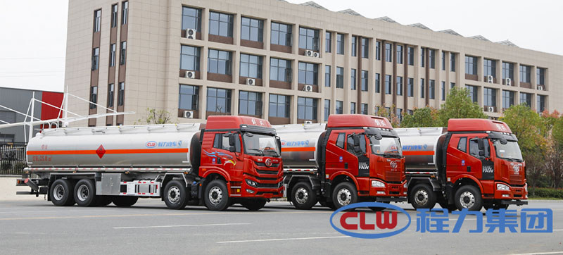 5000L Refueling Tank Truck