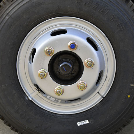 ISUZU Double Cabin Refrigerated Truck