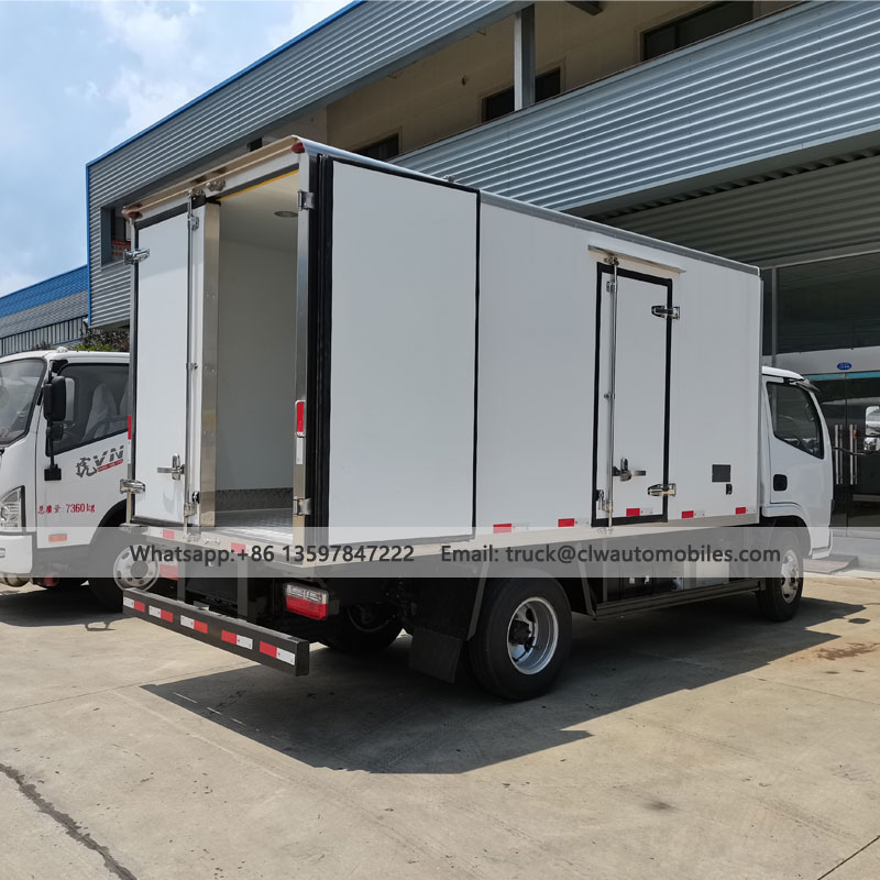 DFAC 5Tons Small Reefer Truck For Sale From Manufacturer