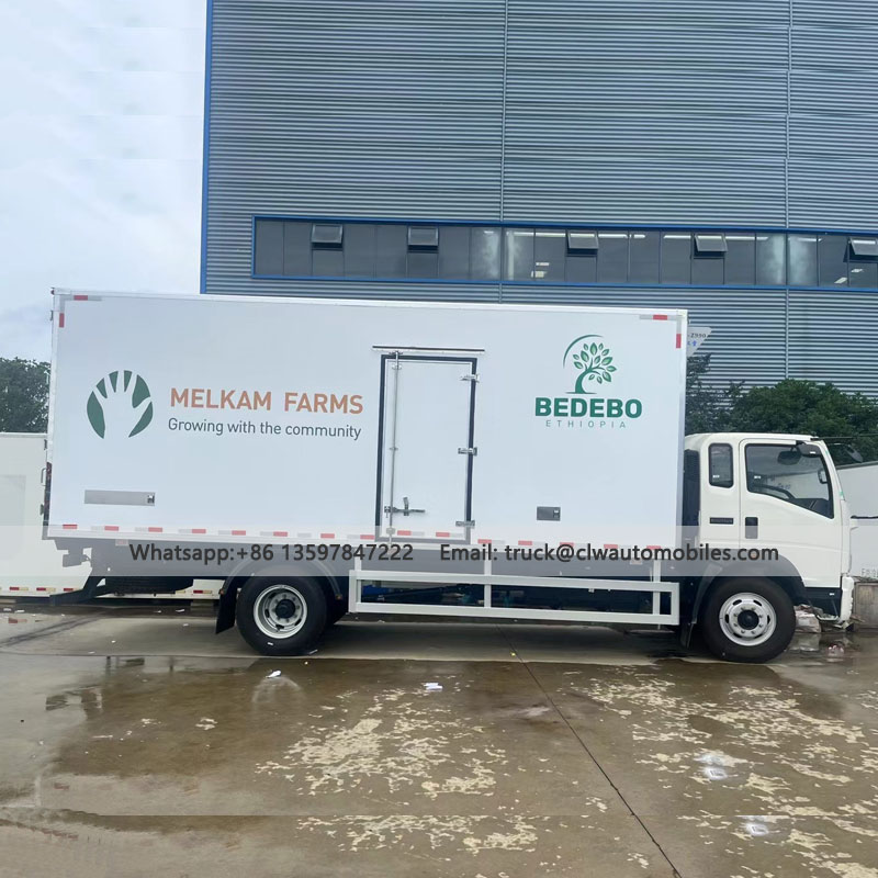 HOWO 10Tons Refrigerated/Frozen Truck