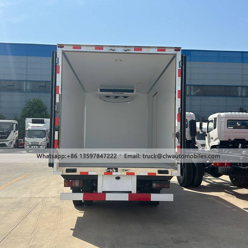 ISUZU KV100 8Tons Refrigerator Truck