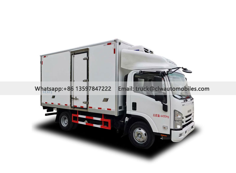 Refrigerator Truck