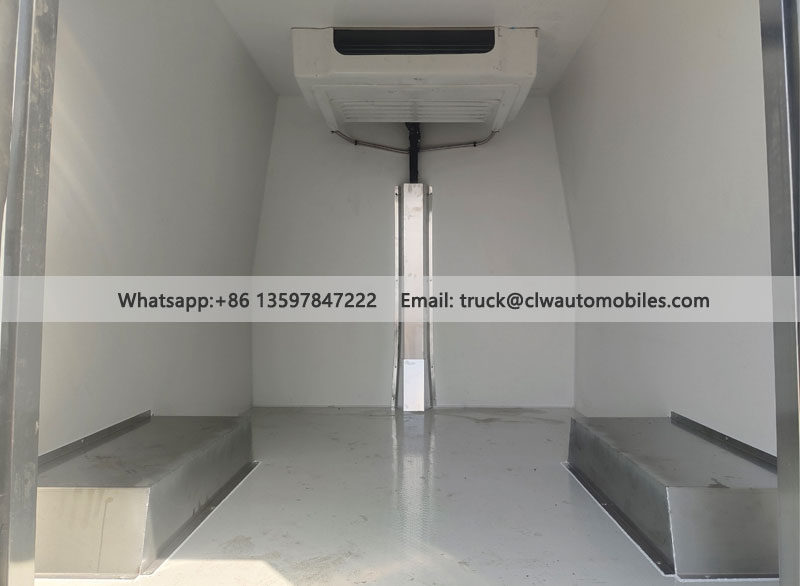 IVECO Refrigerator Truck