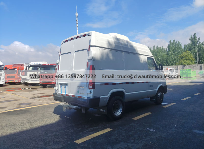 Van Refrigerator Truck