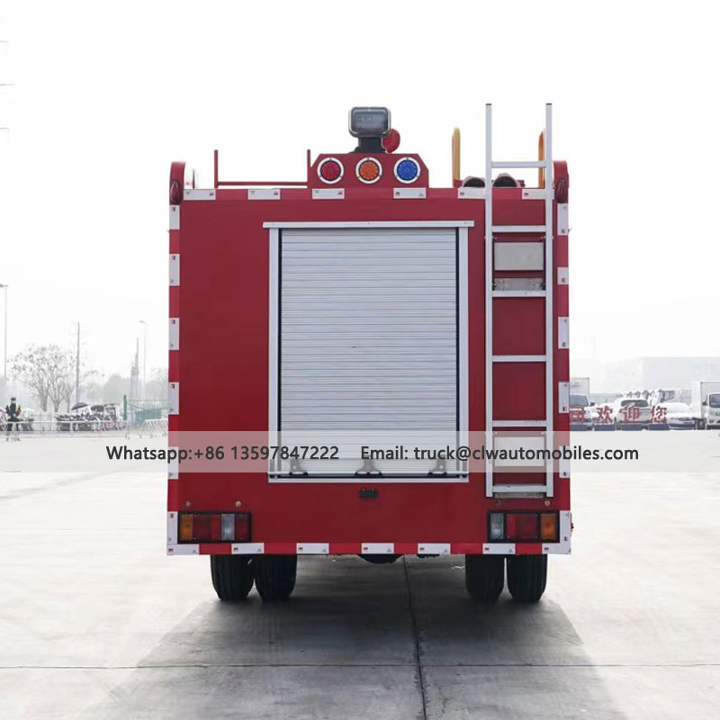 ISUZU 2Tons/2000L Rescue Fire Fighting Truck