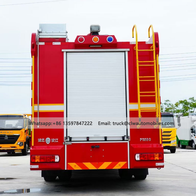 HOWO 8Tons/8000L Water and Foam Fire Truck