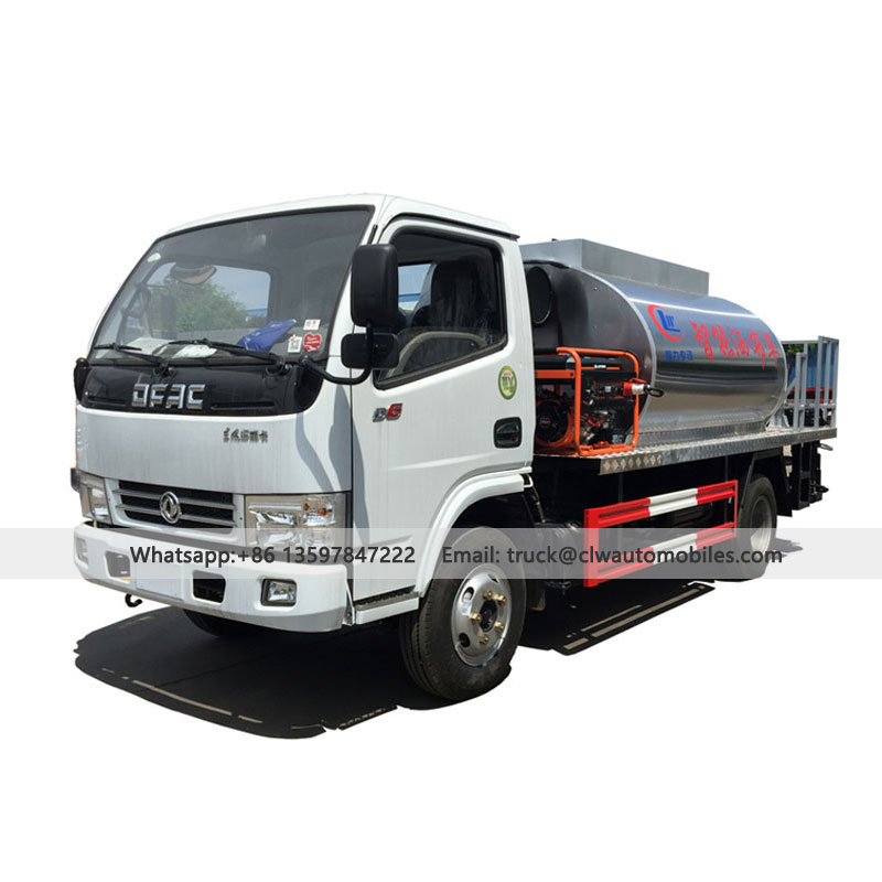 CLW 4000L Asphalt Distributor Truck For Sale