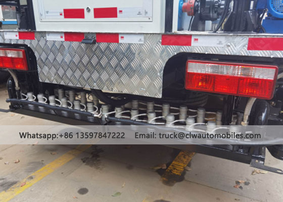 Asphalt Distributor Truck