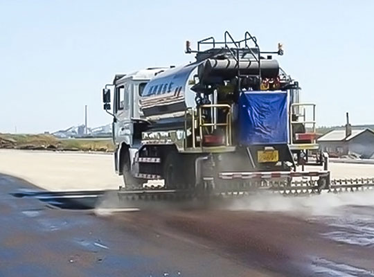 12000L Asphalt Distributor Truck