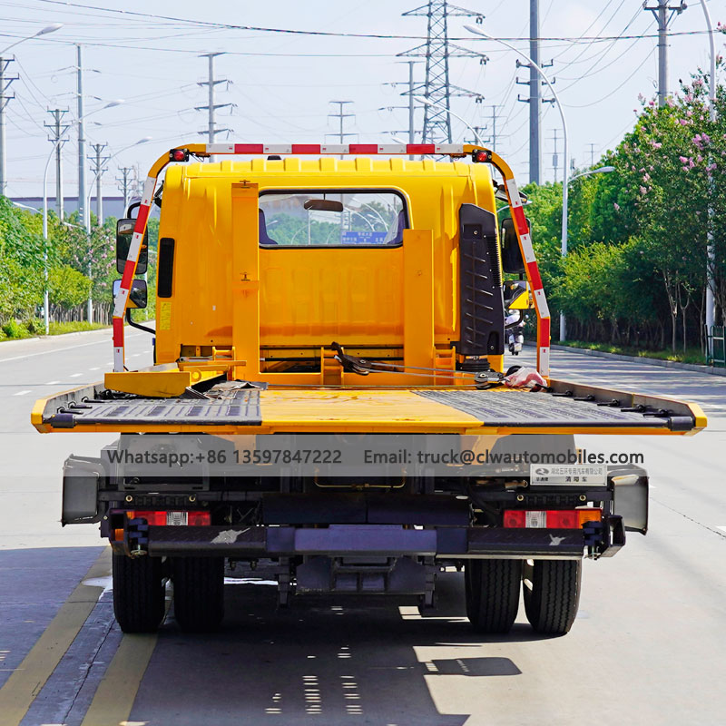 ISUZU 5Tons One-To-Two Wrecker Truck 4*2 Flatbed Tow Truck Manufacturer