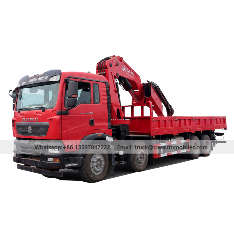 HOWO 30T Fold Arm Crane Mounted Truck 8*4 Manipulator For Sale