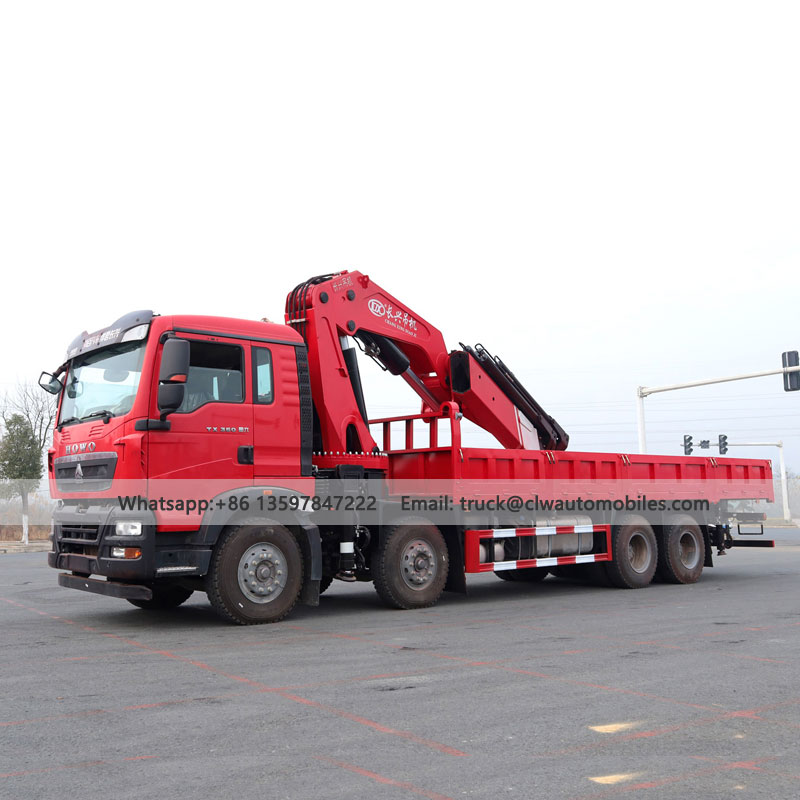 HOWO 30T Fold Arm Crane Mounted Truck 8*4 Manipulator For Sale