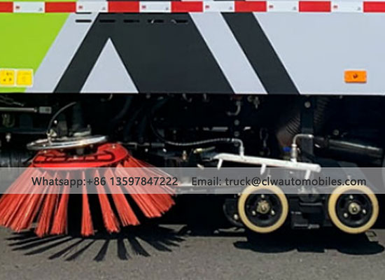 Road Cleaning Truck