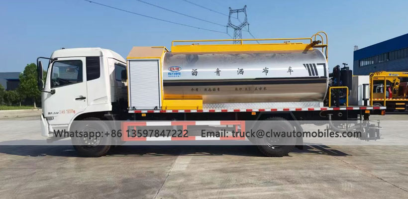 Asphalt Distributor Truck