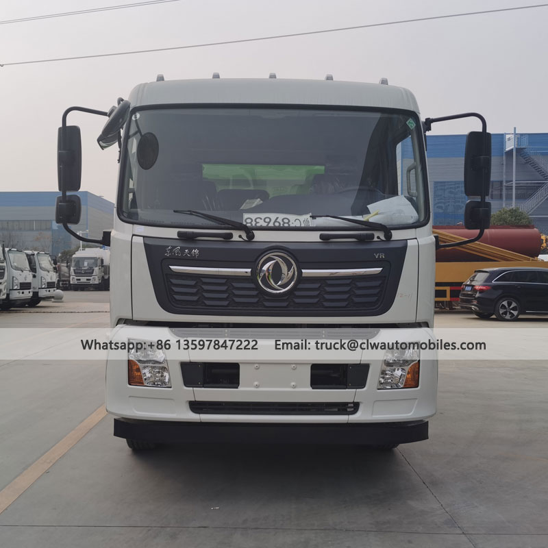 DONGFENG 12000L 4*2 Small Street Sweeper Vehicle