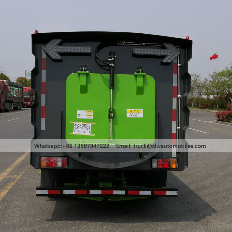 ISUZU 6000L Street Sweeper Truck