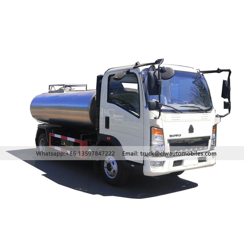 HOWO 5000L Fresh Milk Transporation Vehicles
