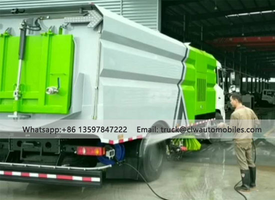 Road Cleaning Truck