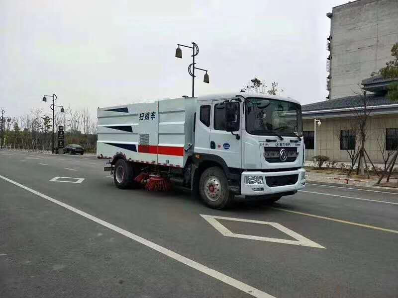 road cleaning sweepers