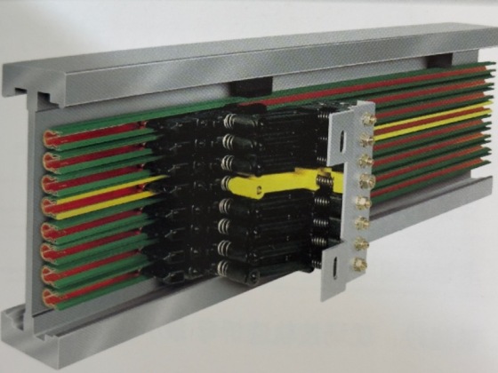 U12 sliding contact line