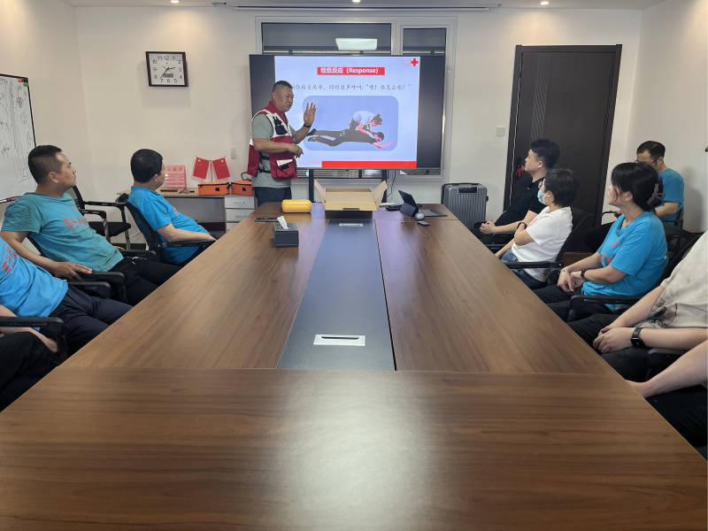 Dongsheng Petroleum Machinery Organizes Employees to Carry out Cardiopulmonary Resuscitation (CPR) First Aid Training