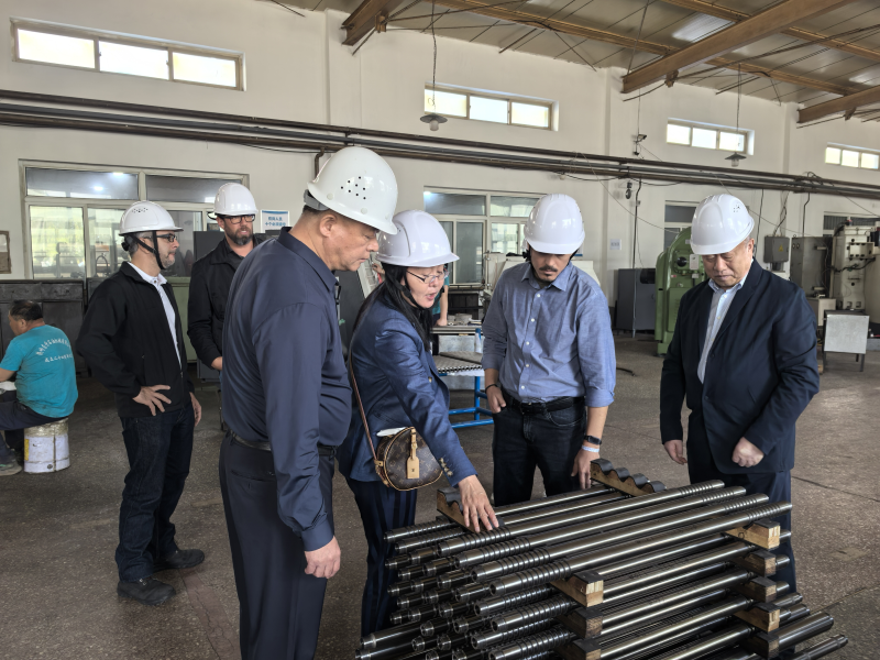 Brazilian Customers Visit Dongsheng Petroleum