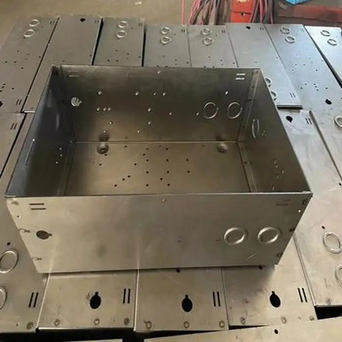 OEM-Fabrik Laserschneiden Verarbeitungsservice Blechumformung Schweißen Fertigung Metallgehäuse