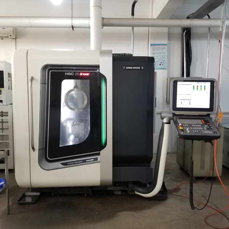 Centre d'usinage CNC Demaggi